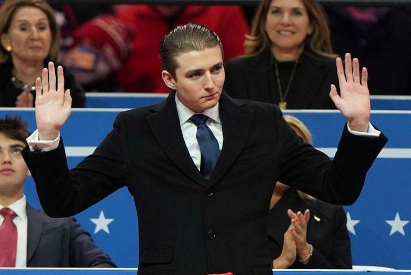 Hé lộ tài sản của Barron Trump