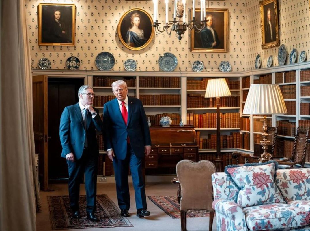 Ông Trump nói 'thất vọng' vì Anh đứng ngoài chiến dịch tấn công Iran