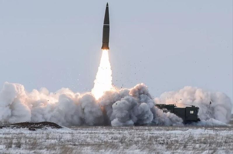 Bộ trưởng Lục quân Mỹ cảnh báo về 'đòn chí mạng' của Nga với Ukraine