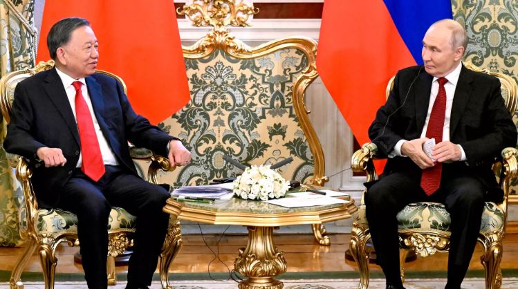 Chủ tịch Tô Lâm: Việt Nam không thay đổi lập trường đối với Nga trước áp lực từ các nước khác
