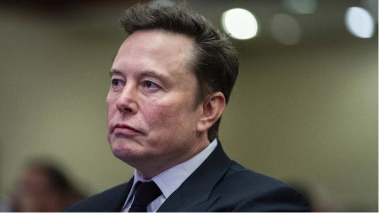 Elon Musk hạn chế tốc độ Starlink của LLVT Ukraina do các cuộc tấn công vào nhà máy lọc dầu Nga