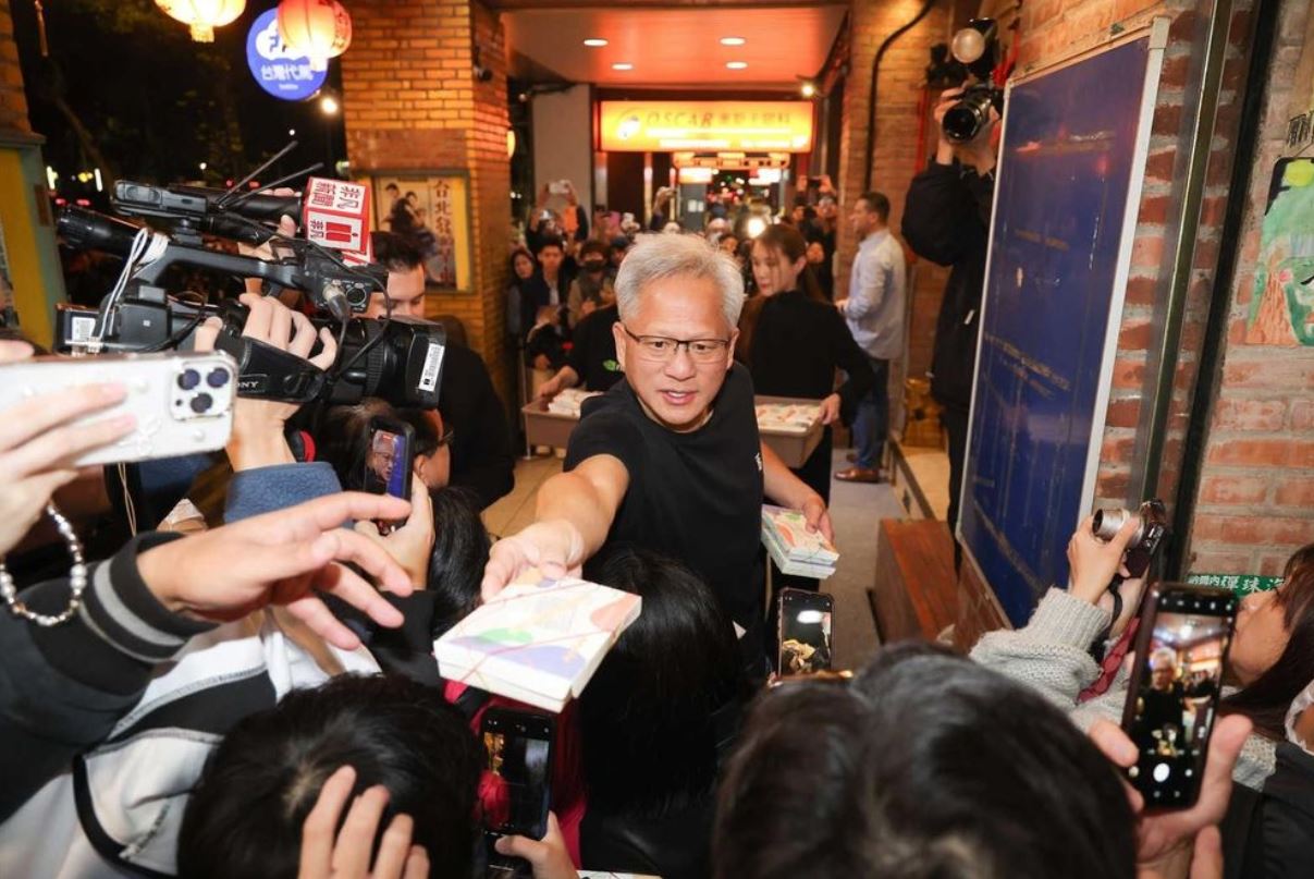 Những ai xuất hiện trong 'bữa tối nghìn tỷ' của CEO Nvidia?