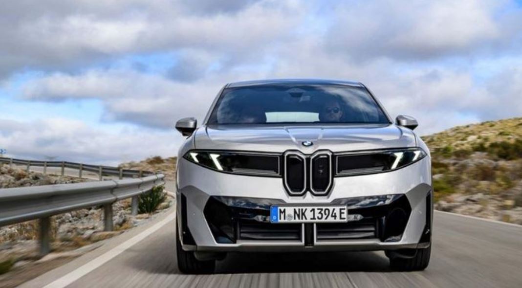 Vì sao lệnh cấm xe xăng của châu Âu thất bại?