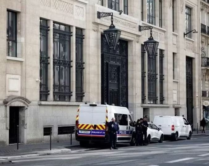 Pháp ngăn chặn âm mưu đánh bom bên ngoài ngân hàng Mỹ ở Paris