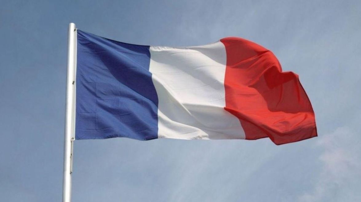 Pháp đối mặt biểu tình quy mô lớn