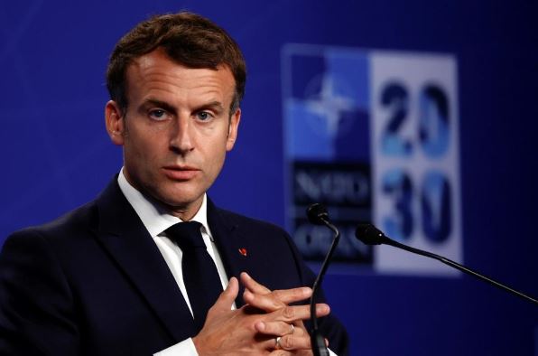 Tổng thống Macron tuyên bố sẽ không từ chức bất kể kết quả bỏ phiếu tín nhiệm tại Quốc hội