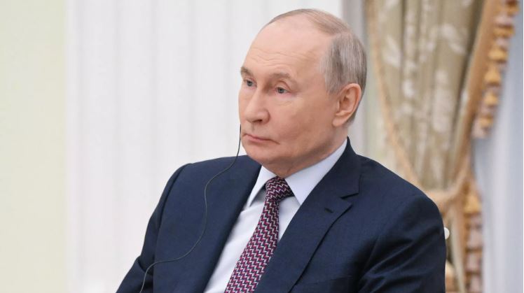Ông Putin vẫn chưa đưa ra quyết định về khung giờ ngừng bắn ở khu vực chiến sự nhân Ngày Chiến thắng