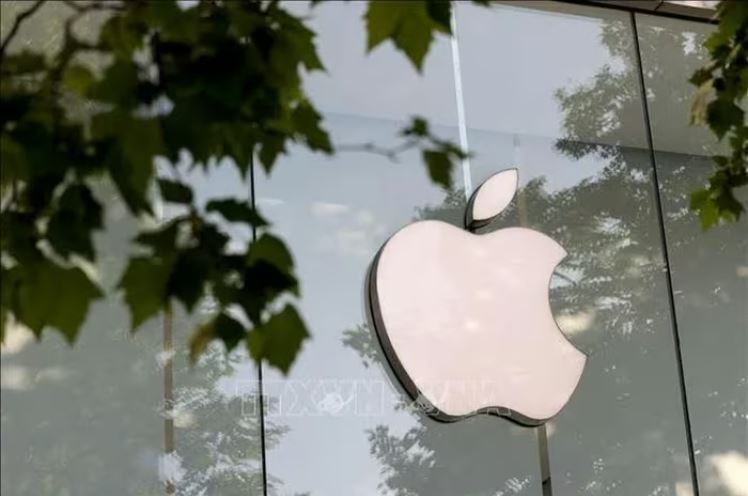 Apple trở thành công ty thứ 2 có vốn hóa đạt 5.000 tỷ USD