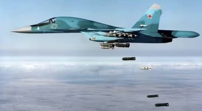 Su-34 Nga dùng bom lượn tầm xa phá hủy sở chỉ huy UAV Ukraine