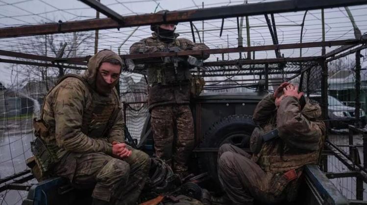 Chuyên gia quân sự nhận định: Ukraina sớm muộn gì cũng sẽ huy động phụ nữ vào quân đội