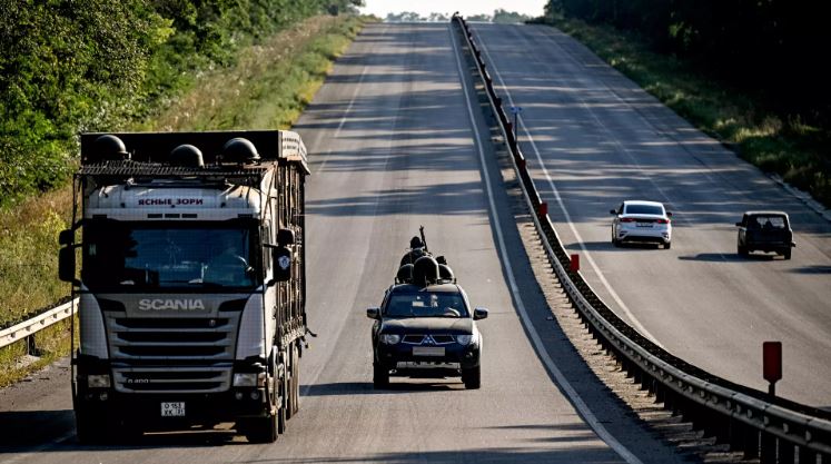 Quân đội Nga tấn công hai kho chứa và phân phối nhiên liệu của LLVT Ukraina gần Kiev