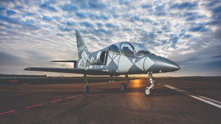 Không quân Việt Nam tập trận bắn đạn thật, rocket với Yak-130 và L-39NG