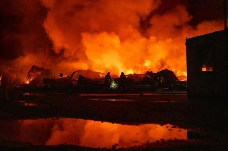 Nga tấn công kho nhiên liệu ở thủ đô Kiev, Ukraine tuyên bố không còn nhà máy nhiệt điện nào nguyên vẹn