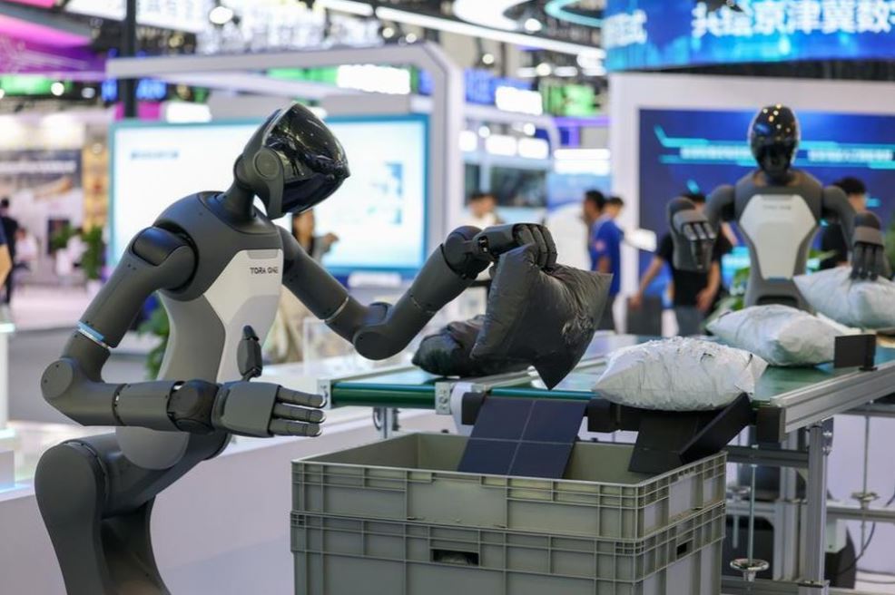 Trung Quốc âm thầm đẩy nhanh cuộc cách mạng robot trong các nhà máy