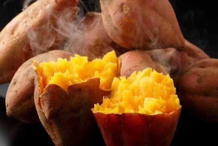 Ăn khoai lang mỗi sáng suốt 3 tháng, người phụ nữ 30 tuổi nhận tin bất ngờ