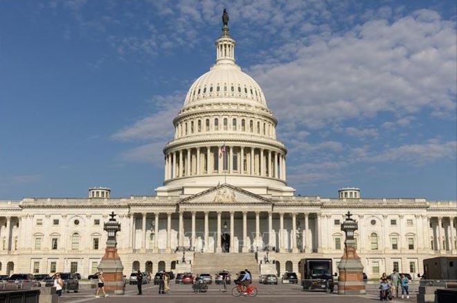 Thượng viện Mỹ lần thứ 12 không thể thông qua dự luật ngân sách tạm thời