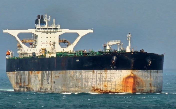 Nga điều tàu ngầm hộ tống tàu chở dầu bị Mỹ truy đuổi khi vào Venezuela