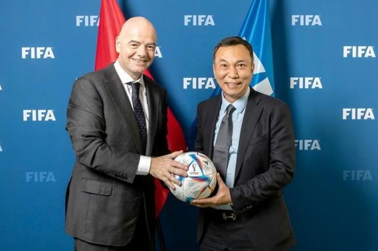 Chủ tịch FIFA đến Việt Nam, dự khán chung kết ASEAN Cup