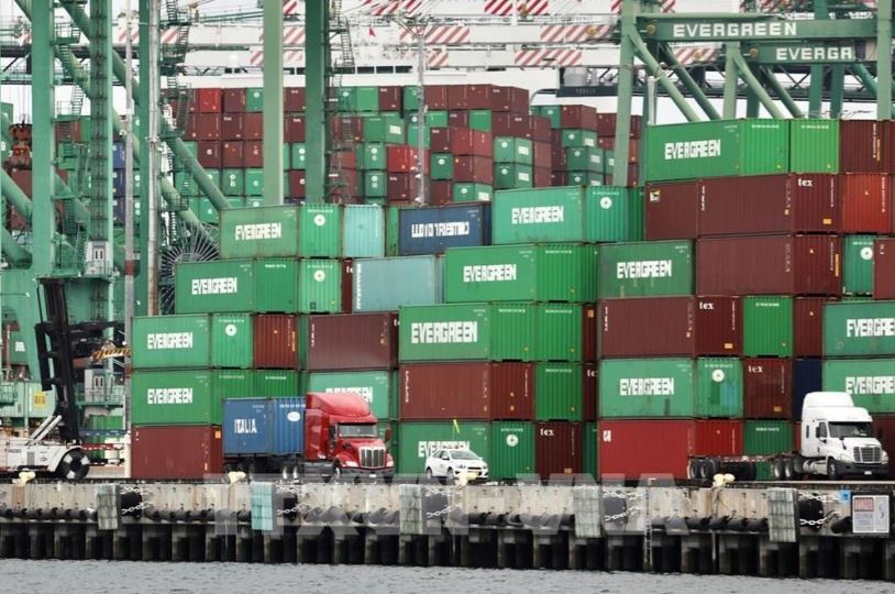 Mỹ mở 'mặt trận thuế quan' mới, hàng loạt ngành hàng lọt vào tầm ngắm