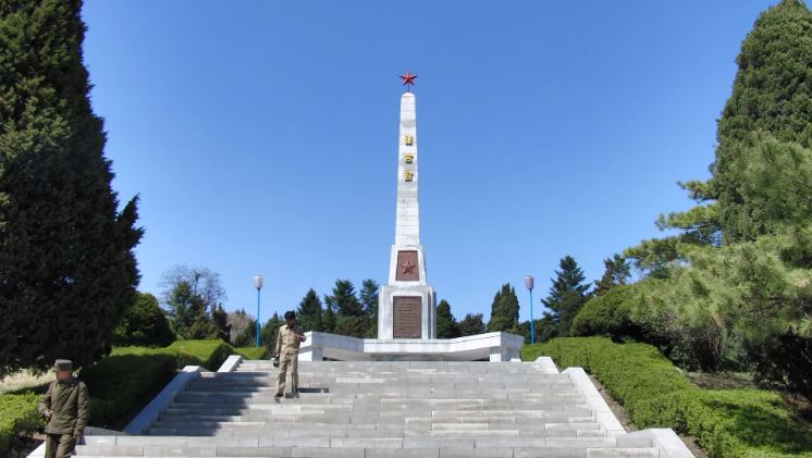 Chủ tịch Duma Quốc gia Nga tưởng nhớ các chiến sĩ Liên Xô giải phóng Triều Tiên