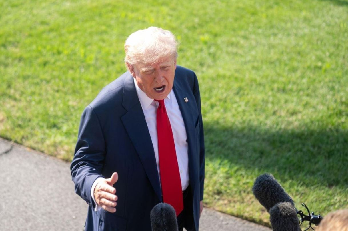 Phản ứng của Tổng thống Trump trước thông tin Nga cung cấp tình báo cho Iran