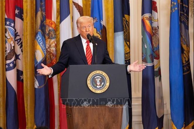 Tổng thống Mỹ ca ngợi thành tựu kinh tế sau 11 tháng tại nhiệm