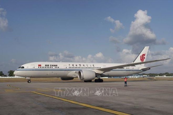 Máy bay của Air China hạ cánh khẩn cấp do pin bốc cháy trong khoang hành lý xách tay
