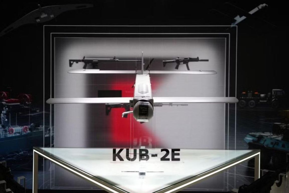 Nga gắn đầu đạn nhiệt áp hủy diệt điều khiển AI lên Drone KUB-2-2E