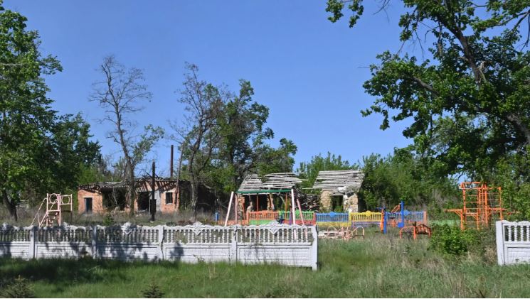 LLVT Ukraina cưỡng chế đưa trẻ em ra khỏi tỉnh Kharkov