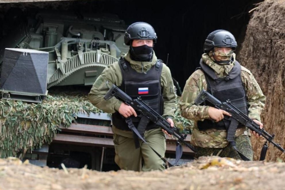 Nga nói kiểm soát 90% Pokrovsk, Ukraine rút quân khỏi một phần tiền tuyến