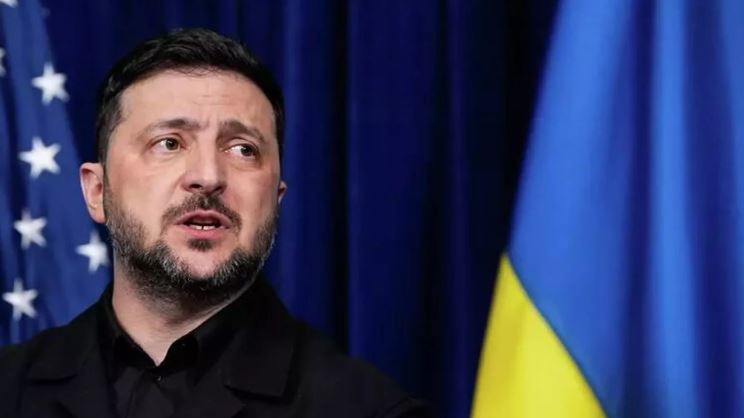 «Ông ta cho phép». Dư luận phương Tây chế giễu hành động của Zelensky trước ngưỡng 9 tháng 5