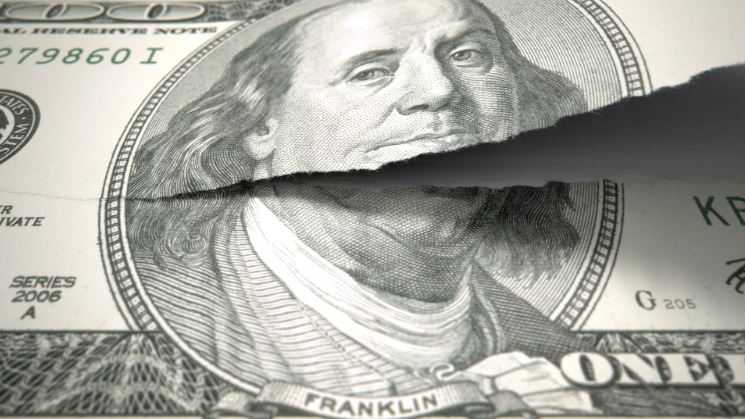 Tỷ trọng đồng đô la trong dự trữ ngoại hối thế giới giảm xuống mức thấp kỷ lục