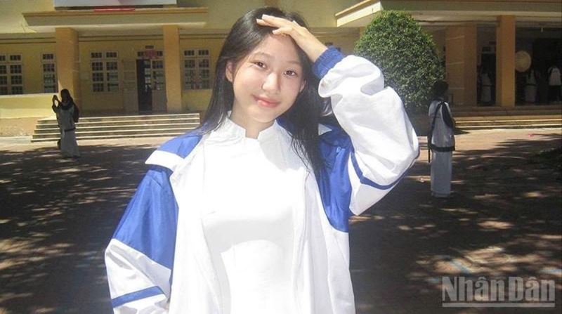 Một tình yêu tiếng Nga được nuôi dưỡng từ khoảng cách