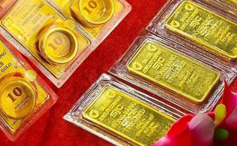 Giá vàng hôm nay (chiều 29-8): Lao dốc sau tín hiệu của Fed