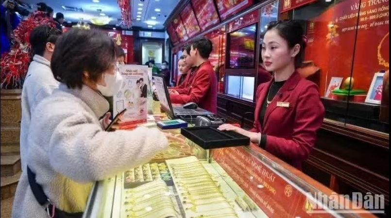 Từ 16/10/2026, mua, bán vàng trong ngày từ 5 triệu đồng phải thanh toán không dùng tiền mặt