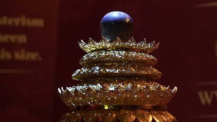 Công bố 'ngôi sao tím' khổng lồ trị giá hàng trăm triệu USD