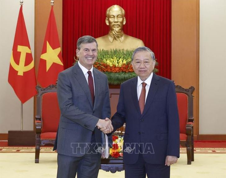 Tổng Bí thư Tô Lâm tiếp Giám đốc Học viện Tổng thống Liên Bang Nga