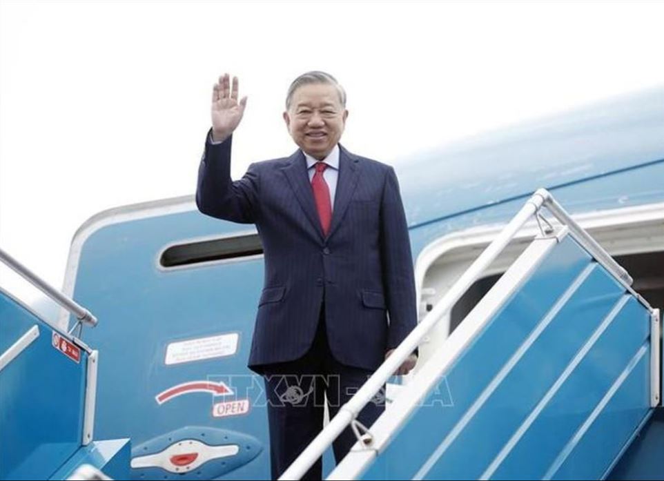 Tổng Bí thư Tô Lâm lên đường tham dự cuộc họp khai mạc Hội đồng Hòa bình về Gaza