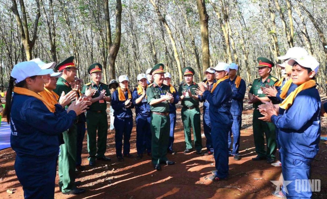 Đoàn Kinh tế - Quốc phòng 72: Tôn vinh những 'Bàn tay vàng' trên vùng biên giới