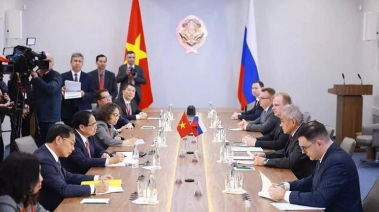 Việt Nam tăng tốc ngoại giao năng lượng, giảm phụ thuộc biến động bên ngoài