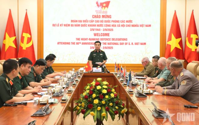 Đại tướng Phan Văn Giang tiếp lãnh đạo Bộ Quốc phòng, quân đội các nước tham dự Lễ kỷ niệm 80 năm Quốc khánh