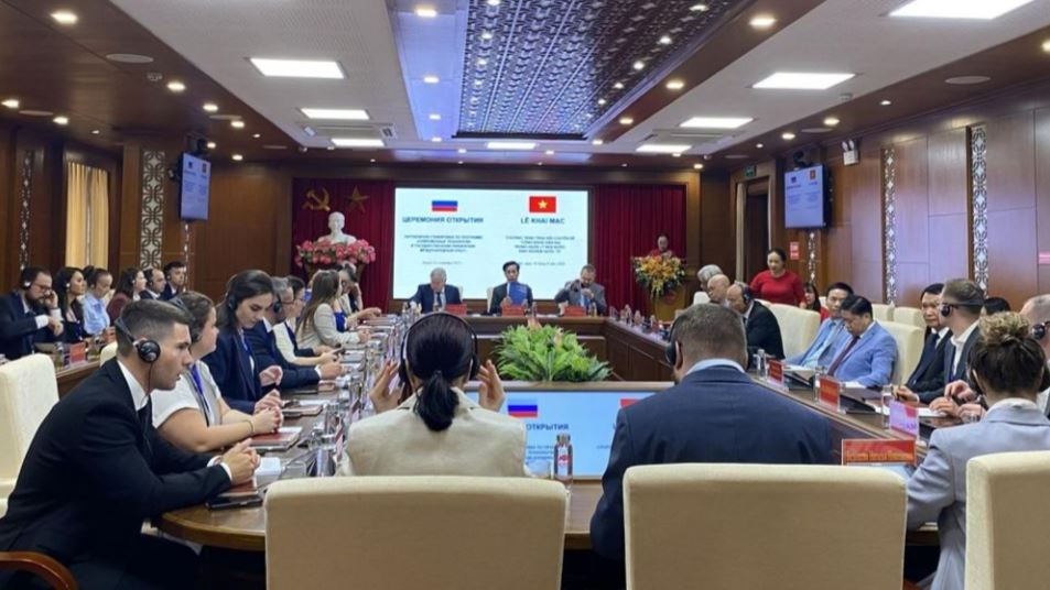 Việt Nam và Nga tăng cường hợp tác đào tạo nhân lực chất lượng cao