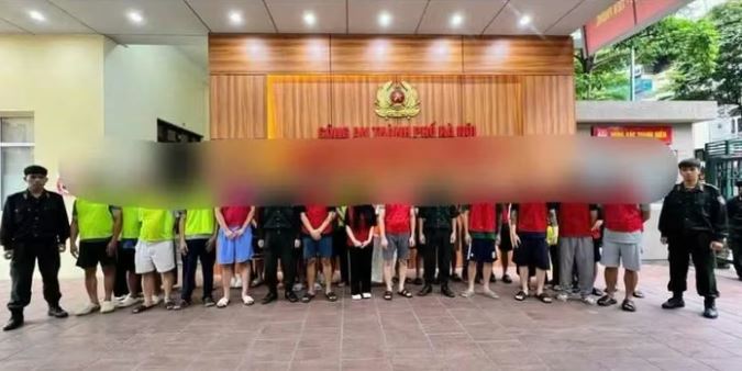 Triệt phá xưởng tự pha chế filler, botox bán ra thị trường thu hơn 500 tỷ đồng tại Hà Nội