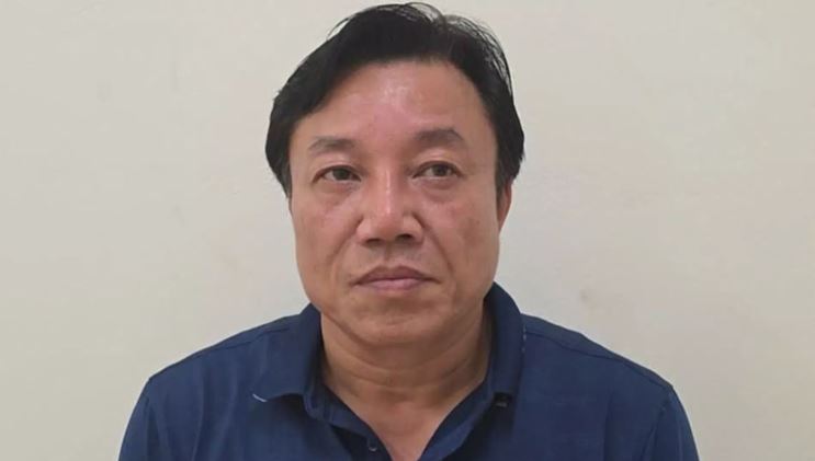 Giáo sư Nguyễn Huy Ngọc bị bãi nhiệm