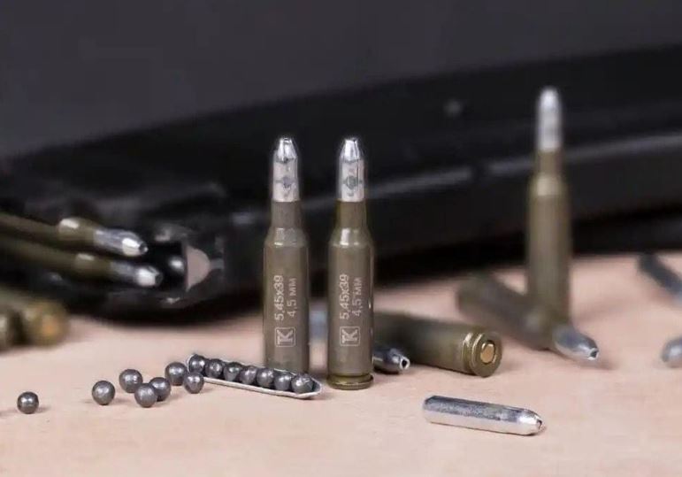 Nga ra mắt loại đạn đặc biệt cho AK huyền thoại chuyên bắn hạ UAV của Ukraine