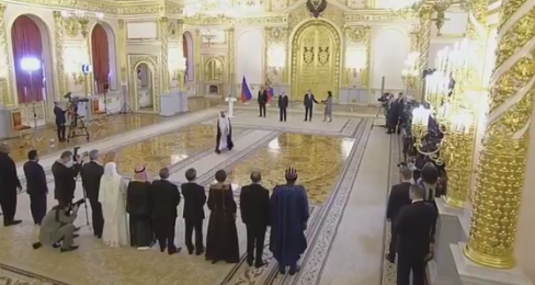 Tổng thống Nga Vladimir Putin tiếp nhận quốc thư của 17 đại sứ nước ngoài