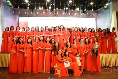 Chương trình chào xuân Năm mới của người Việt tại Cộng hòa Séc