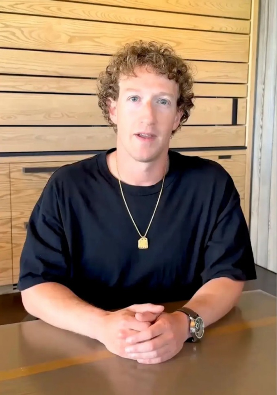 Chiếc đồng hồ Thụy Sĩ siêu hiếm ông chủ Facebook Mark Zuckerberg đeo đắt đỏ cỡ nào?