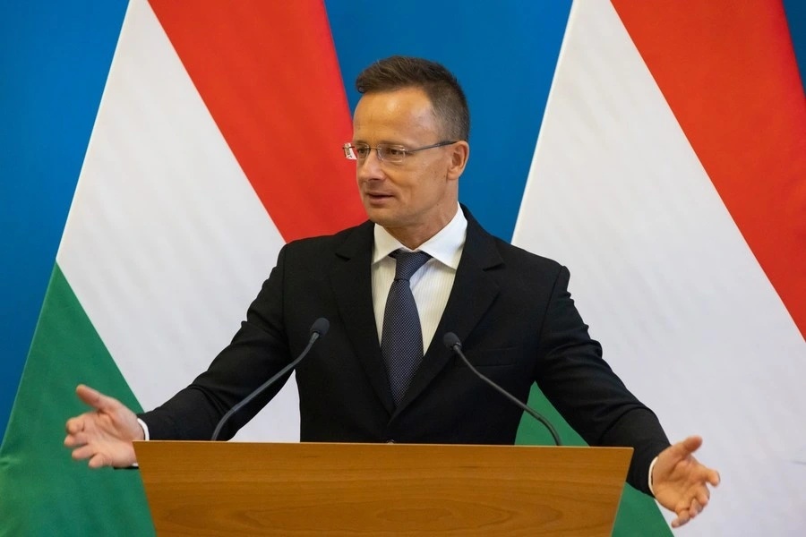 Hungary có kế hoạch đàm phán về giá dầu sau lệnh trừng phạt của Mỹ với Nga