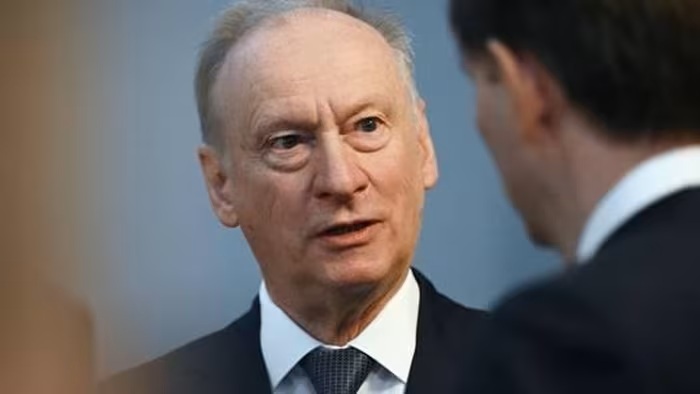 EU và Anh chuẩn bị phong tỏa hàng hải đối với Nga